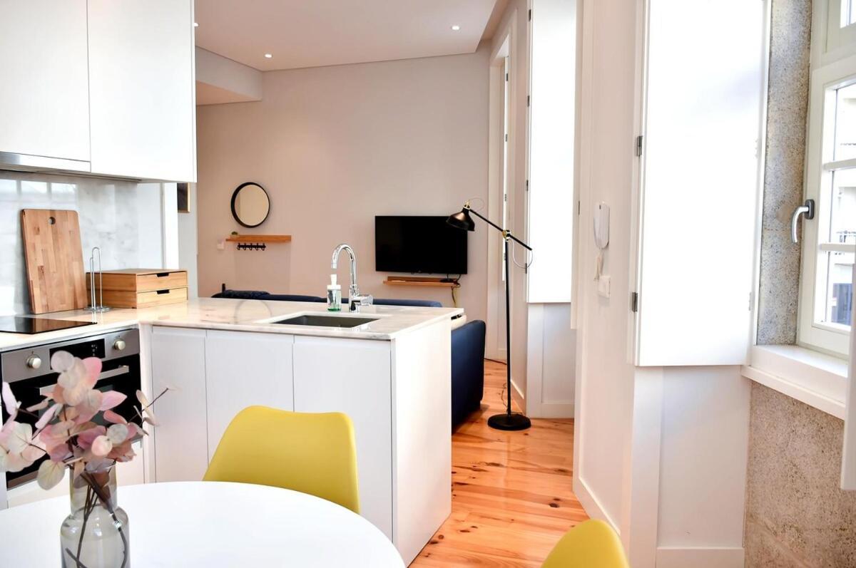 And Comfortable -downtown Apartamento Porto